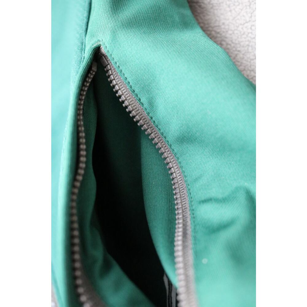 Under Armour Fitted Sweater Womens Medium Green Full Zip Mock Neck Elastic Pocke - Picture 9 of 16